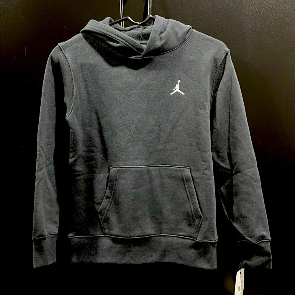 Nike Basketball Brooklyn Fleece pullover Hoodie,pouch pocket,rib knit cuff